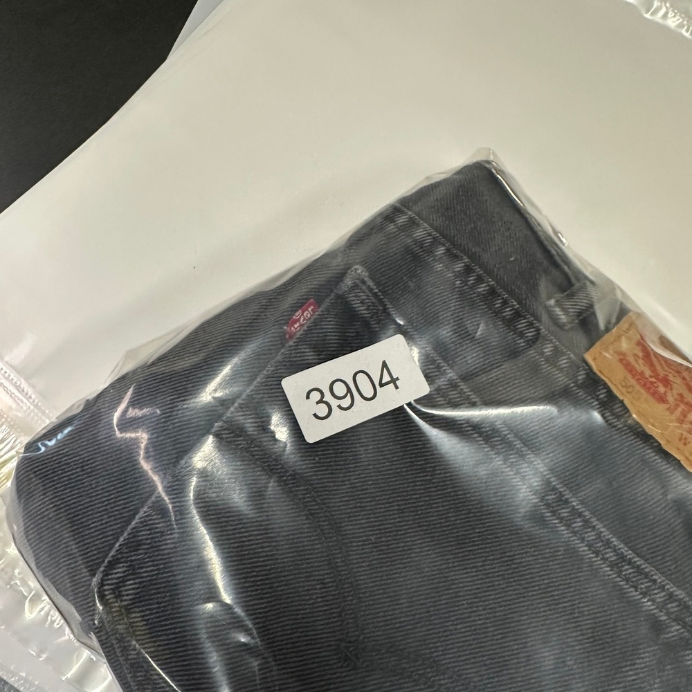 Levi's Jeans Mens Size 34x26 Black 505 Regular Fit Straight Leg Faded Denim - Picture 9 of 9